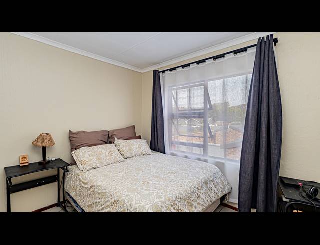 2 BEDROOM APARTMENT TO LET IN FAIRLAND